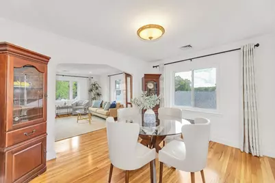 5 Spinney St,  Unit  2 #2, Boston, MA 02132 - Photo 4