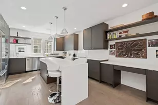 39 Elmwood St, Somerville, MA 02144 - Photo 2