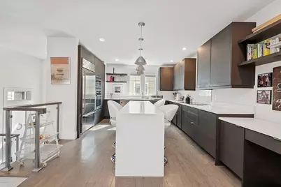 39 Elmwood St #3, Somerville, MA 02144 - Photo 12
