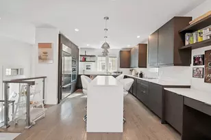 39 Elmwood St, Somerville, MA 02144 - Photo 12