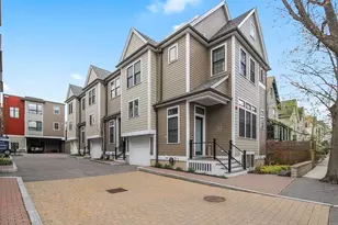 39 Elmwood St, Somerville, MA 02144 - Photo 4