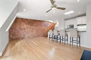 31 Concord Sq, Boston, MA 02118 - Photo 8