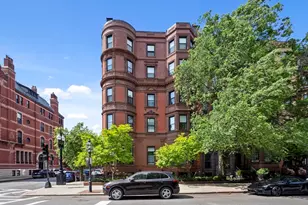 239 Commonwealth Ave, Boston, MA 02116 - Photo 22