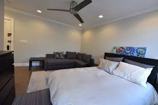 31 Queensberry St, Boston, MA 02215 - Photo 4