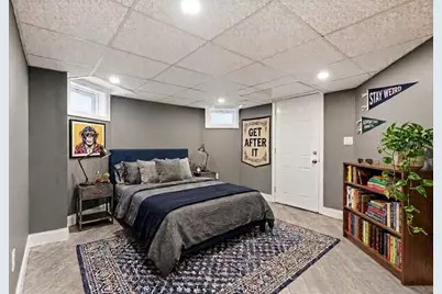 547 Broadway #1, Somerville, MA 02145 - Photo 8