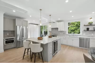 34 Addison St, Arlington, MA 02476 - Photo 6