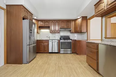 37 Washington Ave #37, Waltham, MA 02453 - Photo 8