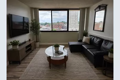 70 Southbridge St #811, Worcester, MA 01608 - Photo 4