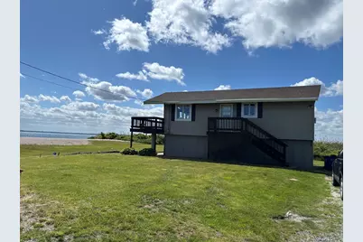 2 Starboard Dr, Fairhaven, MA 02719 - Photo 2