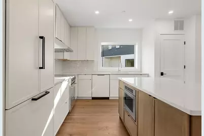 4 Elm Street #4, Newton, MA 02465 - Photo 6