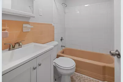 572 Cummins Highway #16, Boston, MA 02126 - Photo 4