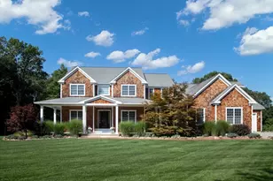 129 Dexter Ln, Rochester, MA 02770 - Photo 2