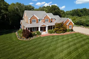 129 Dexter Ln, Rochester, MA 02770 - Photo 1