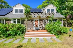 27 Two Ponds Rd, Falmouth, MA 02540 - Photo 2