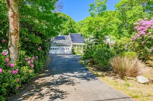 27 Two Ponds Rd, Falmouth, MA 02540 - Photo 2