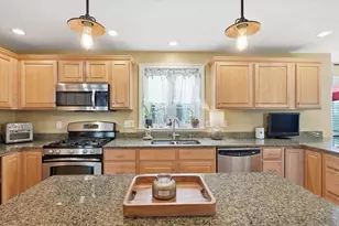 10 Rolling Meadows, Haverhill, MA 01832 - Photo 6