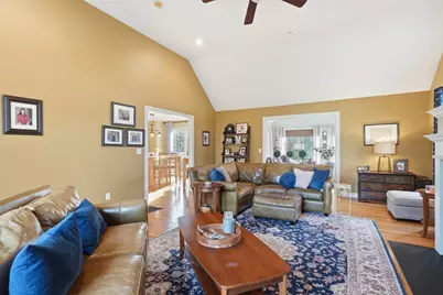 10 Rolling Meadows, Haverhill, MA 01832 - Photo 12