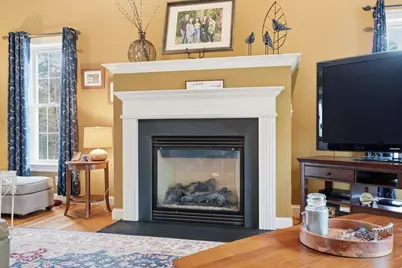 10 Rolling Meadows, Haverhill, MA 01832 - Photo 12