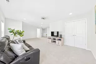 61 Aspen Way, Hopkinton, MA 01748 - Photo 34
