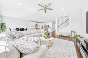 61 Aspen Way, Hopkinton, MA 01748 - Photo 4