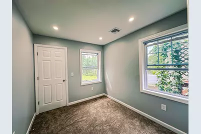14 Hillside Rd, Northborough, MA 01532 - Photo 2