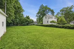 4 W Pine St, Milford, MA 01757 - Photo 6
