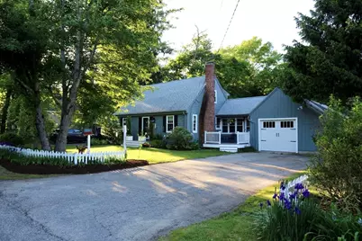 86 Taunton St, Lakeville, MA 02347 - Photo 2