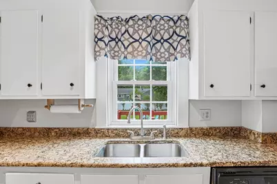 24 Henry St, Mansfield, MA 02048 - Photo 18