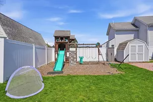 31 Walnut St, Dedham, MA 02026 - Photo 30