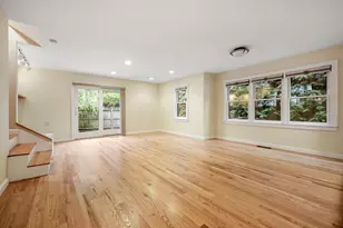 10 Eustis St, Cambridge, MA 02140 - Photo 4