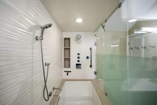 10 Eustis St, Cambridge, MA 02140 - Photo 14