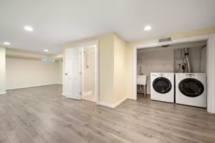 10 Eustis St, Cambridge, MA 02140 - Photo 20