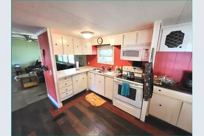 11 Sycamore Drive, Halifax, MA 02338 - Photo 4