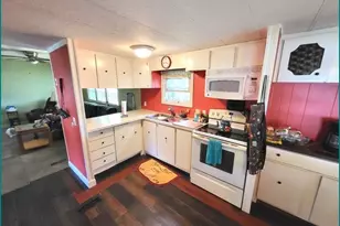 11 Sycamore Dr, Halifax, MA 02338 - Photo 4