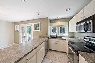 501 Auburn St, Whitman, MA 02382 - Photo 4