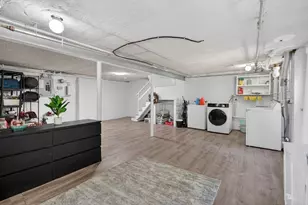 64 Redlands Rd, Boston, MA 02132 - Photo 28