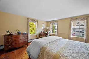 27 Waldron St, Marblehead, MA 01945 - Photo 16