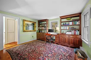 27 Waldron St, Marblehead, MA 01945 - Photo 4