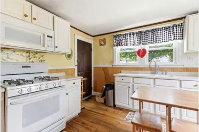 90 Lawn Ave, Quincy, MA 02169 - Photo 22
