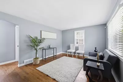 111 Breckwood Blvd, Springfield, MA 01119 - Photo 6