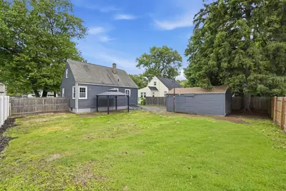111 Breckwood Blvd, Springfield, MA 01119 - Photo 38