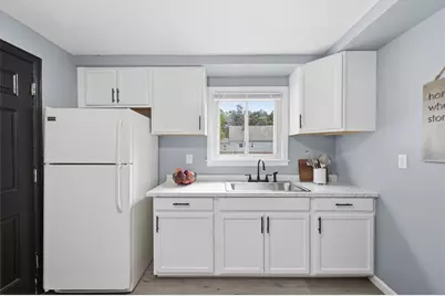 111 Breckwood Blvd, Springfield, MA 01119 - Photo 10