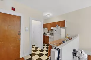 1071 Beacon St, Brookline, MA 02446 - Photo 6