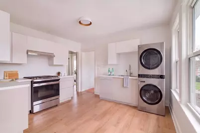 304-306 Cummins Highway #3, Boston, MA 02131 - Photo 10