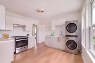 304-306 Cummins Hwy, Boston, MA 02131 - Photo 10