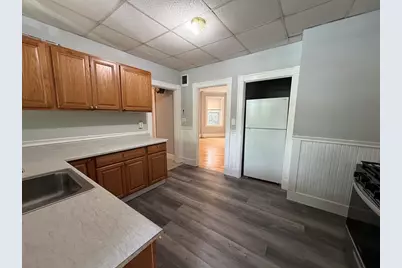 15 Lynde St #5, Salem, MA 01970 - Photo 2