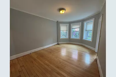 15 Lynde St #5, Salem, MA 01970 - Photo 4