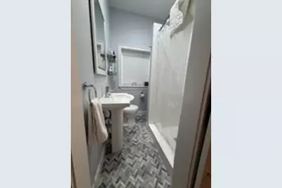 457 Washington St #8, Newton, MA 02458 - Photo 12