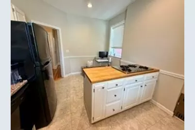457 Washington St #8, Newton, MA 02458 - Photo 10