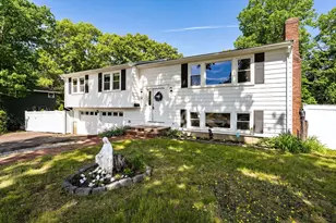 37 Old Coach Rd, Braintree, MA 02184 - Photo 2